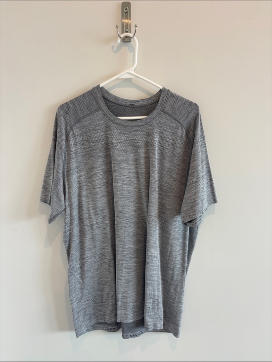 lululemon athletica Other - lululemon athletica Heather Gray Short-Sleeve Crew Shirt
